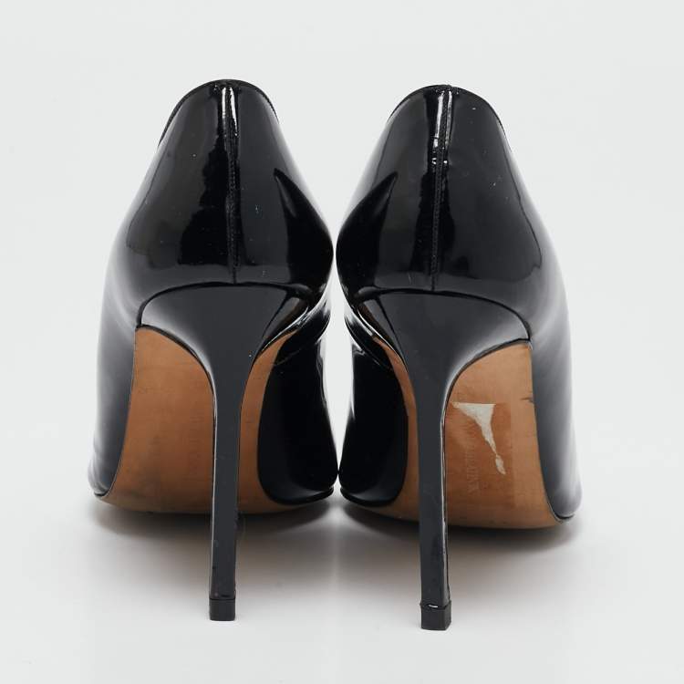 Pre Owned Manolo Blahnik Black Patent Leather Pointed Toe Pumps Size 39