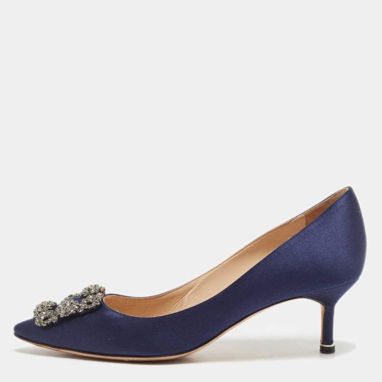Pre Owned Manolo Blahnik Navy Blue Satin Hangisi Pumps Size 37.5