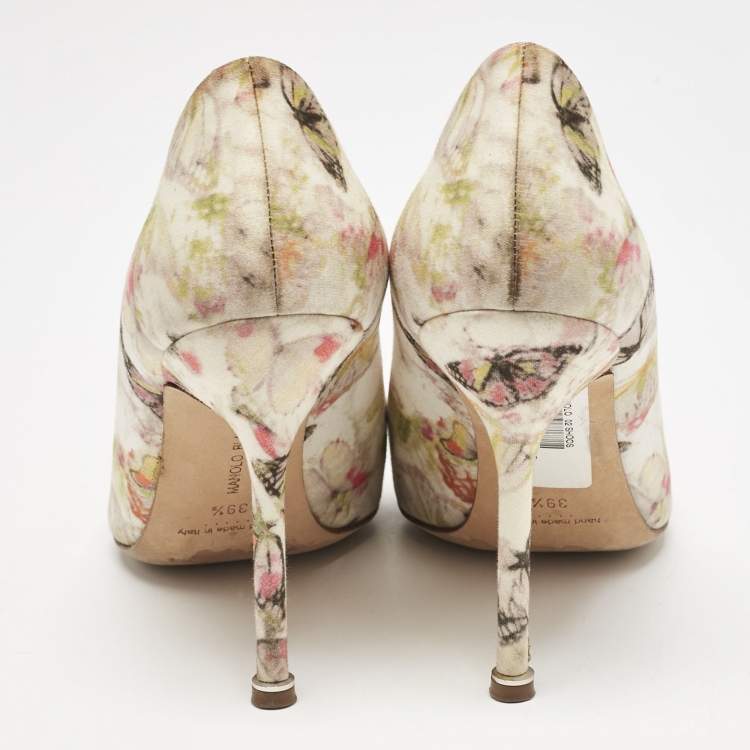 Pre Owned Manolo Blahnik Multicolor Butterfly Print Satin Hangisi Pumps Size 39.5