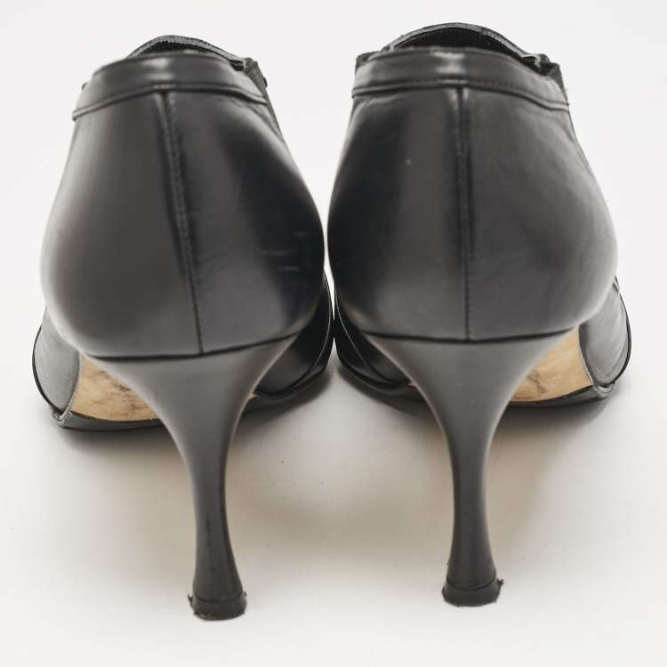 Pre Owned Manolo Blahnik Black Leather Pointed Toe Ankle Length Boots Size 41.5