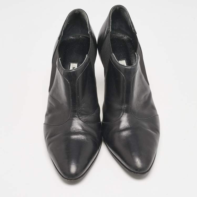 Pre Owned Manolo Blahnik Black Leather Pointed Toe Ankle Length Boots Size 41.5