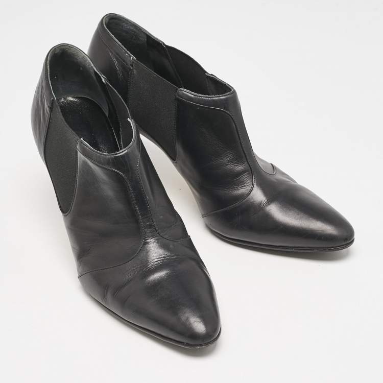 Pre Owned Manolo Blahnik Black Leather Pointed Toe Ankle Length Boots Size 41.5