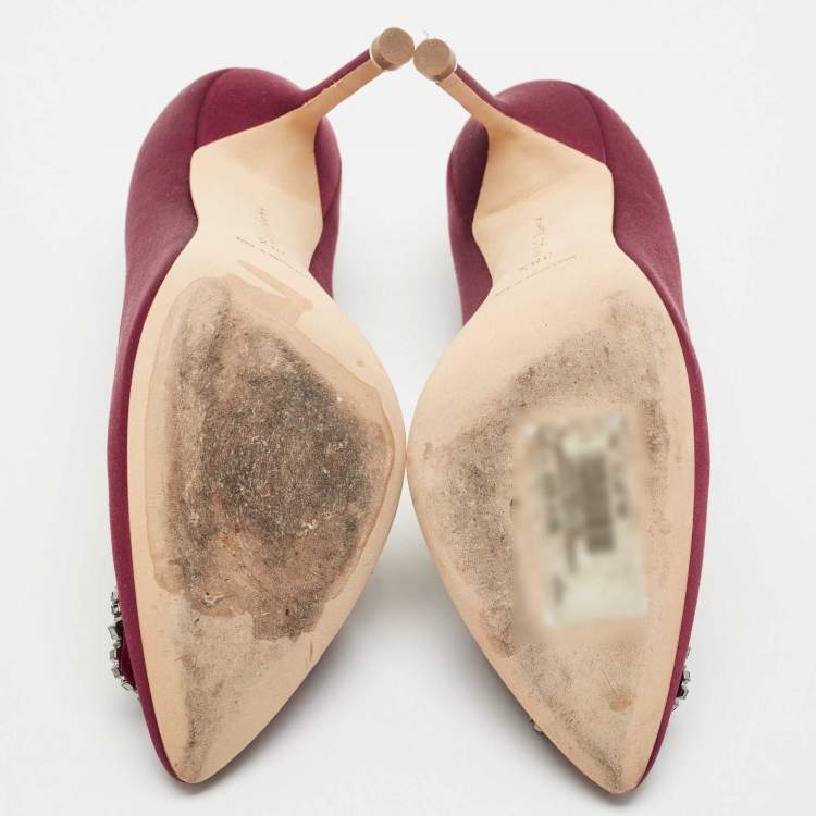 Pre Owned Manolo Blahnik Burgundy Satin Hangisi Pumps Size 38.5
