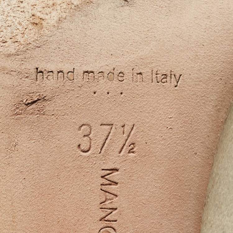 Pre Owned Manolo Blahnik Cream Satin Hangisi Pumps Size 37.5