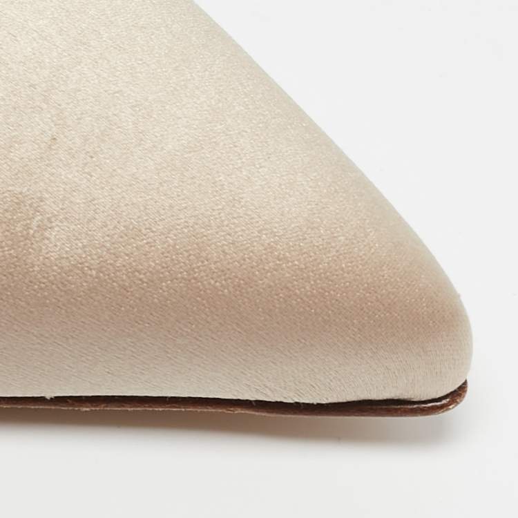 Pre Owned Manolo Blahnik Beige Satin Lutara Mules Size 36.5 