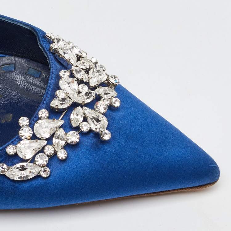 Pre Owned Manolo Blahnik Blue Satin Crystal Embellished Lurum Pointed Toe Mules Size 40