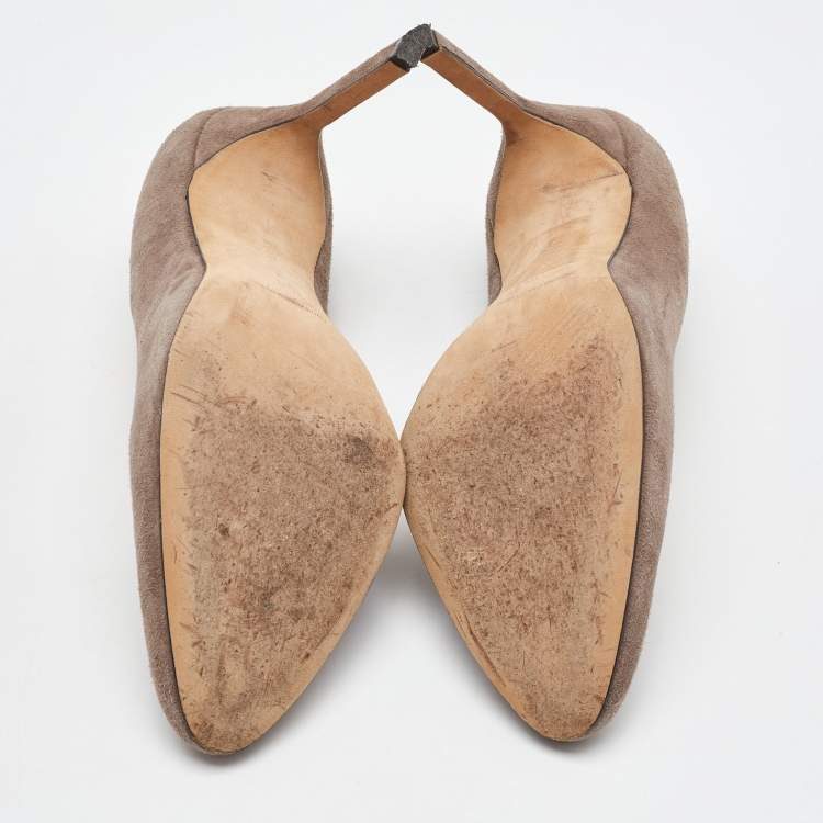 Pre Owned Manolo Blahnik Light Grey Suede Round Toe Pumps Size 38