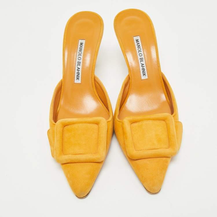 Pre Owned Manolo Blahnik Mustard Suede Maysale Mules Size 36.5