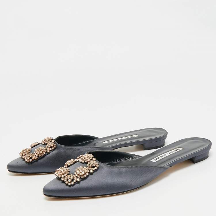 Pre Owned Manolo Blahnik Grey Satin Hangisi Flat Mules Size 39
