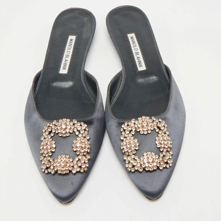 Pre Owned Manolo Blahnik Grey Satin Hangisi Flat Mules Size 39
