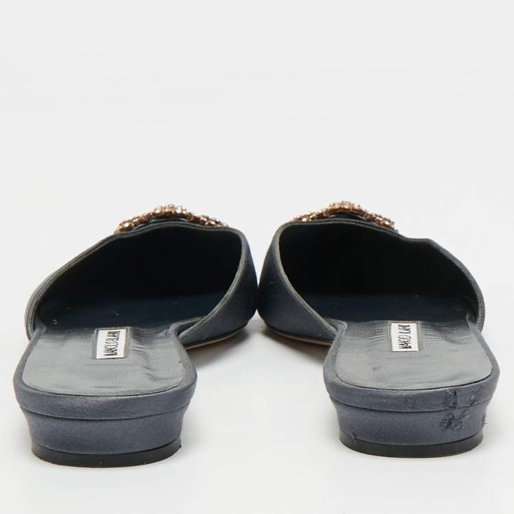 Pre Owned Manolo Blahnik Grey Satin Hangisi Flat Mules Size 39