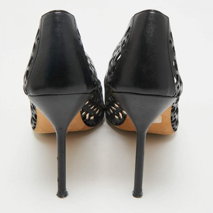Pre Owned Manolo Blahnik Black Laser Cut Leather Pointed Toe Pumps Size 40