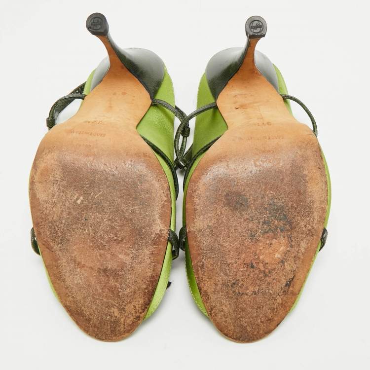 Pre Owned Manolo Blahnik Green Satin Slingback Sandals Size 37.5