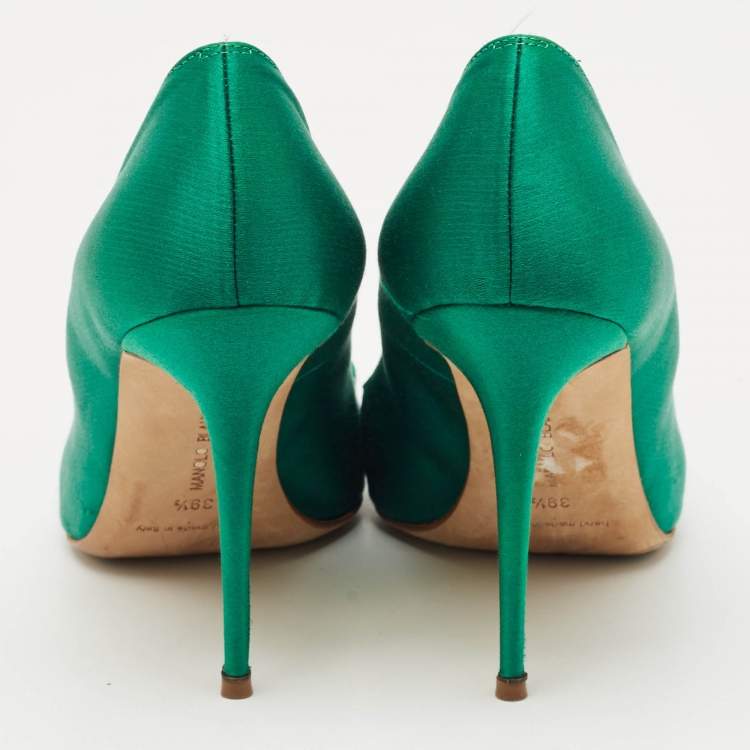 Pre Owned Manolo Blahnik Green Satin Crystal Embellished Borlak Pumps Size 39.5