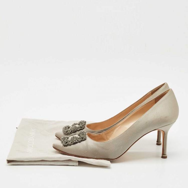Pre Owned Manolo Blahnik Grey Satin Hangisi Pumps Size 40