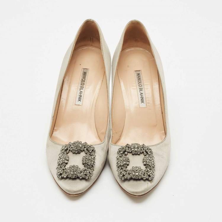 Pre Owned Manolo Blahnik Grey Satin Hangisi Pumps Size 40