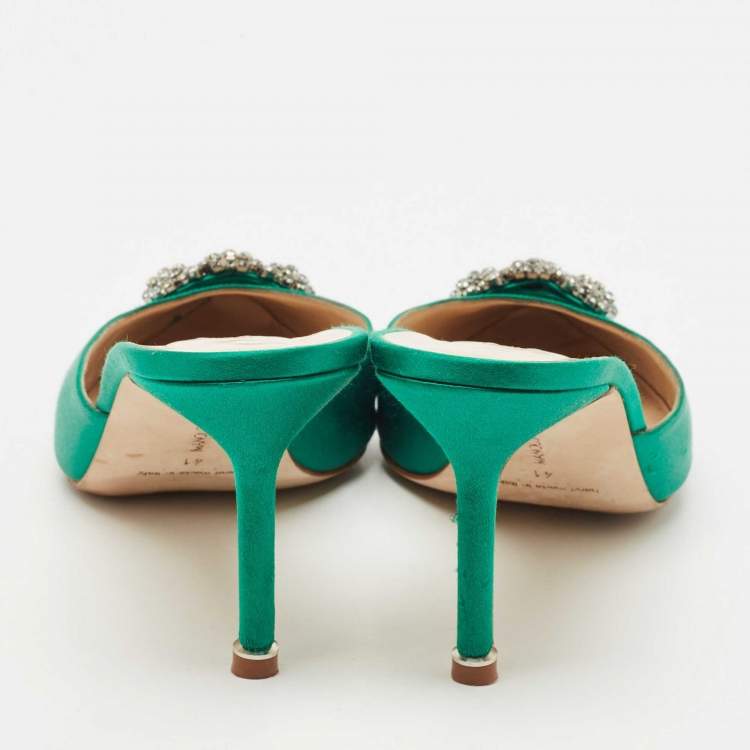 Pre Owned Manolo Blahnik Green Satin Hangisi Mules Size 41