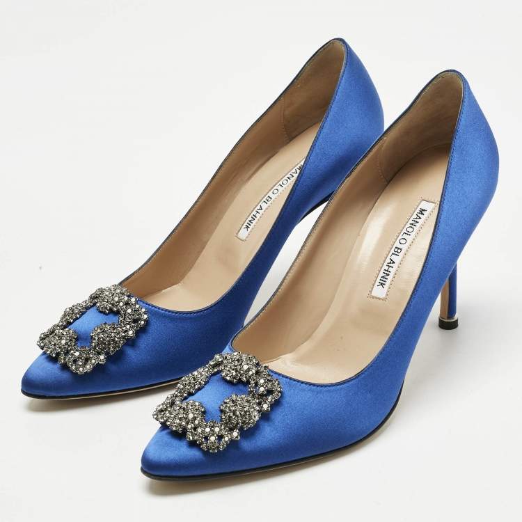 Pre Owned Manolo Blahnik Blue Satin Hangisi Crystal Embellished Pumps Size 39