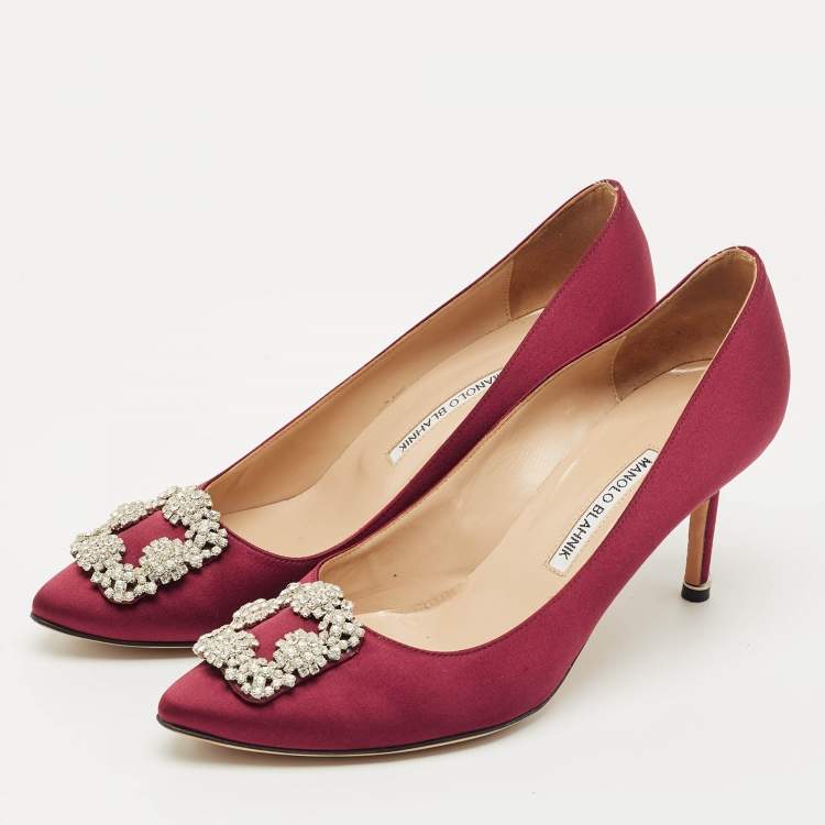 Pre Owned Manolo Blahnik Burgundy Satin Hangisi Embellished Pointed Toe Pumps Size 41
