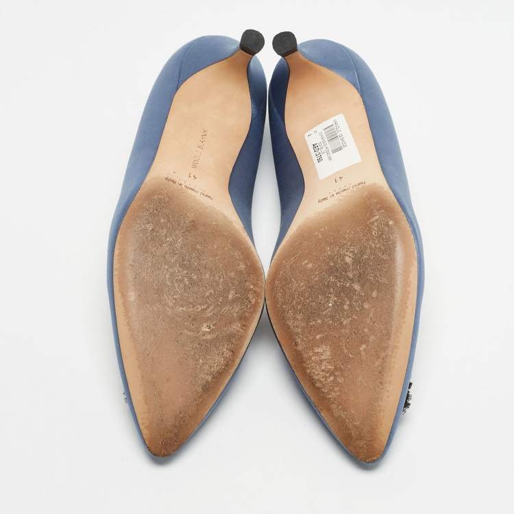 Pre Owned Manolo Blahnik Blue Satin Hangisi Crystal Embellished Pumps Size 41