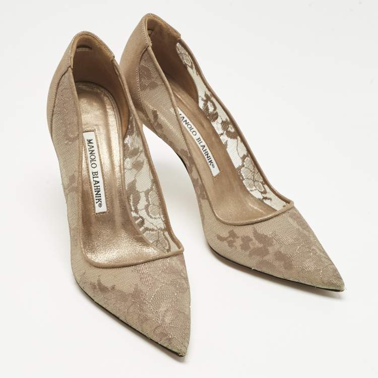 Pre Owned Manolo Blahnik Grey/Gold Mesh and Leather Salola Pumps Size 37