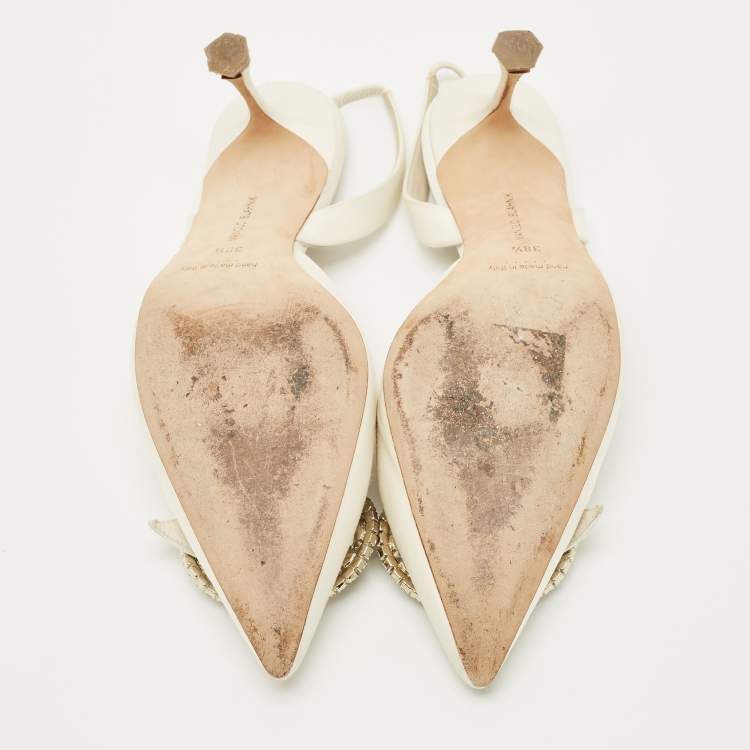 Pre Owned Manolo Blahnik Cream Satin Prietasli Slingback Sandals Size 38.5