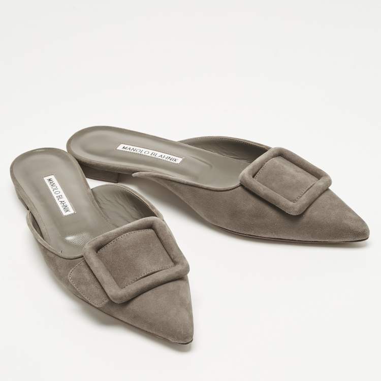 Pre Owned Manolo Blahnik Grey Suede Maysale Flat Mules Size 38.5