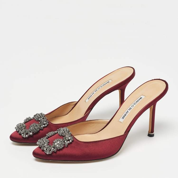 Pre Owned Manolo Blahnik Burgundy Satin Hangisi Mules Size 38.5