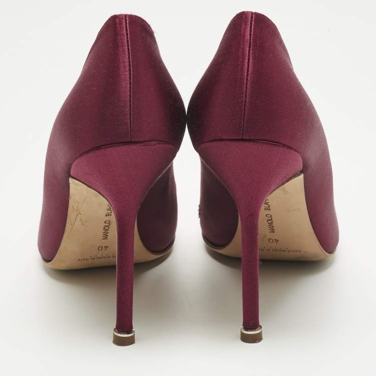 Pre Owned Manolo Blahnik Burgundy Satin Hangisi Pumps Size 40