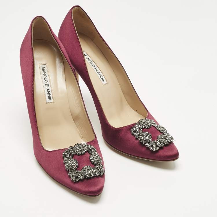 Pre Owned Manolo Blahnik Burgundy Satin Hangisi Pumps Size 40
