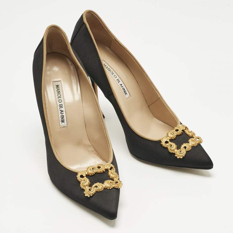 Pre Owned Manolo Blahnik Black Satin Hangisi Crystal Embellished Pumps Size 38