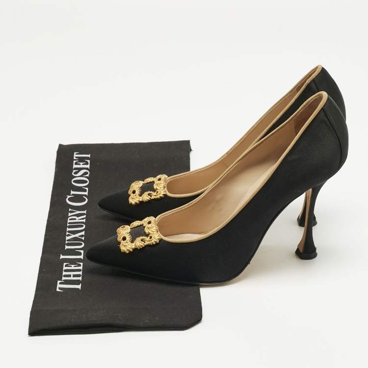 Pre Owned Manolo Blahnik Black Satin Hangisi Crystal Embellished Pumps Size 38