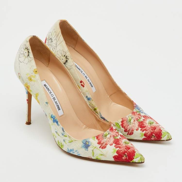 Pre Owned Manolo Blahnik Multicolor Floral Printed Canvas BB Pointed Toe Pumps Size 40