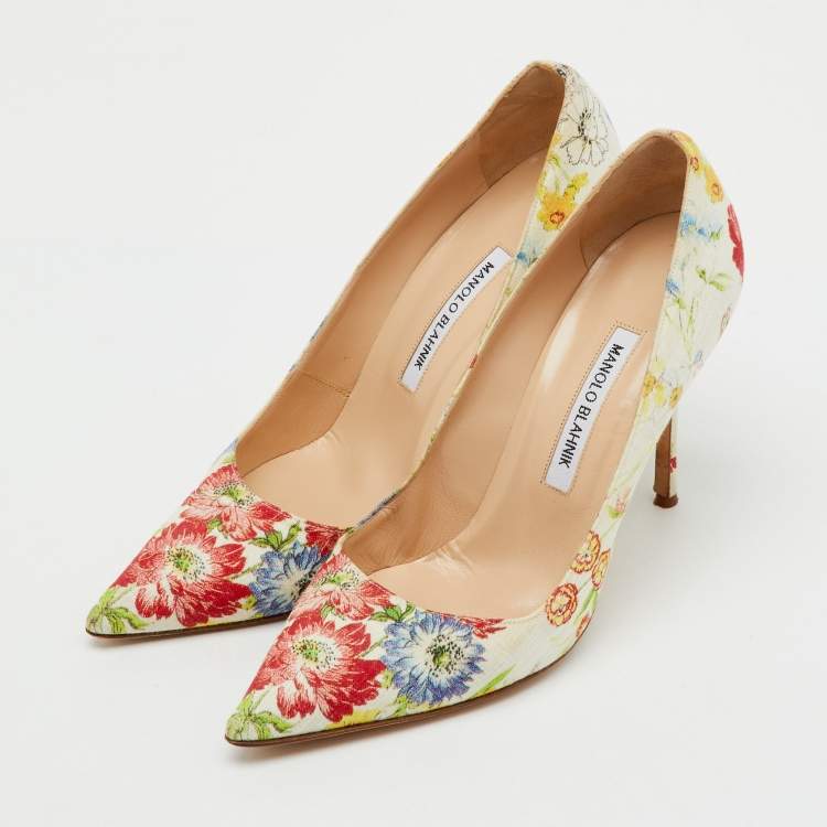 Pre Owned Manolo Blahnik Multicolor Floral Printed Canvas BB Pointed Toe Pumps Size 40