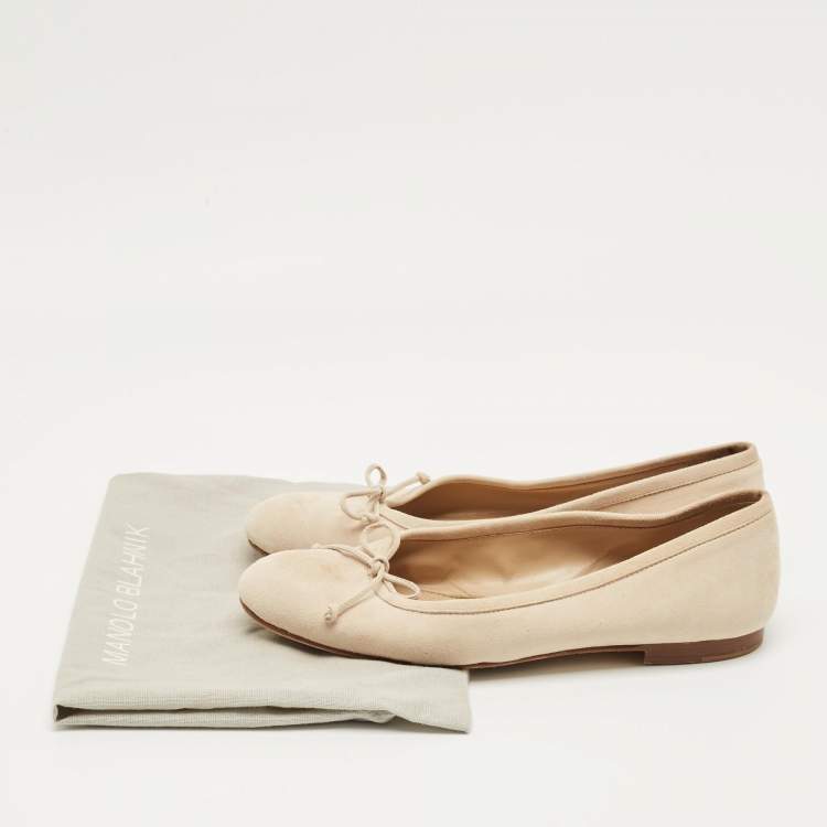 Pre Owned Manolo Blahnik Beige Suede Veralli Bow Detailed Ballet Flats Size 38