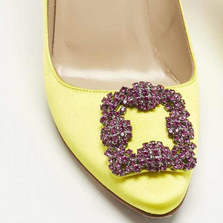 Pre Owned Manolo Blahnik Yellow Satin Hangisi Pumps Size 38.5