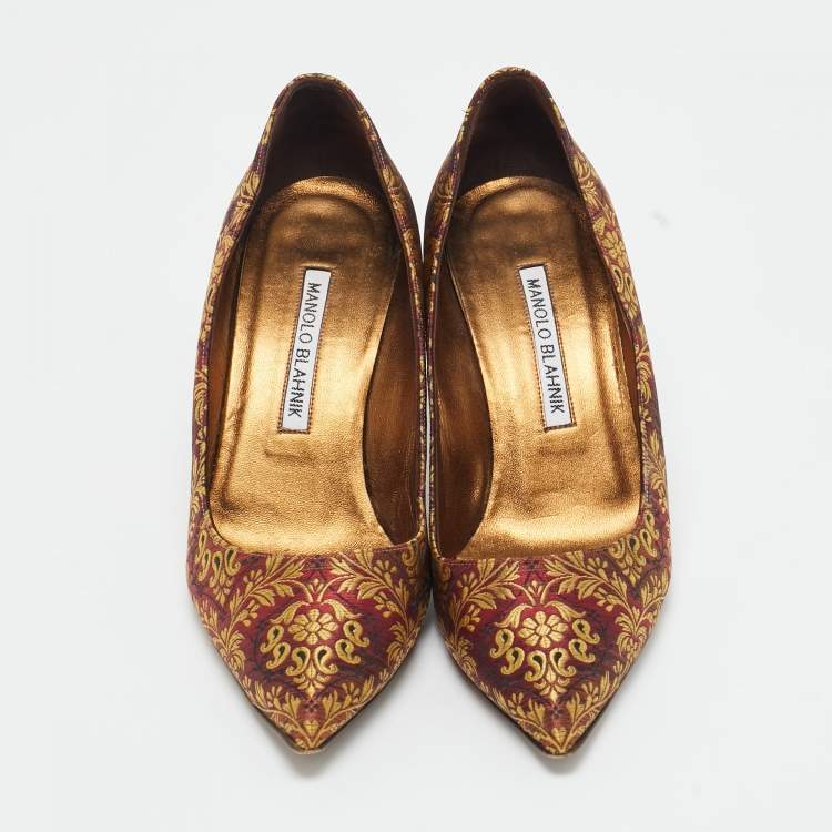 Pre Owned Manolo Blahnik  Multicolor Brocade Fabric BB Pointed Toe Pumps Size 36