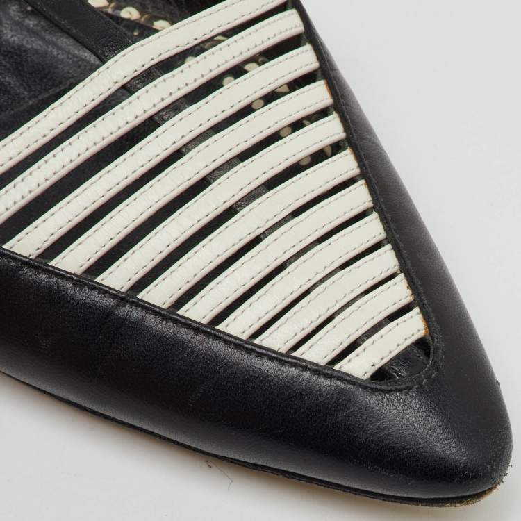 Pre Owned Manolo Blahnik Black/White Leather Carolyne Flat Strappy Sandals Size 36