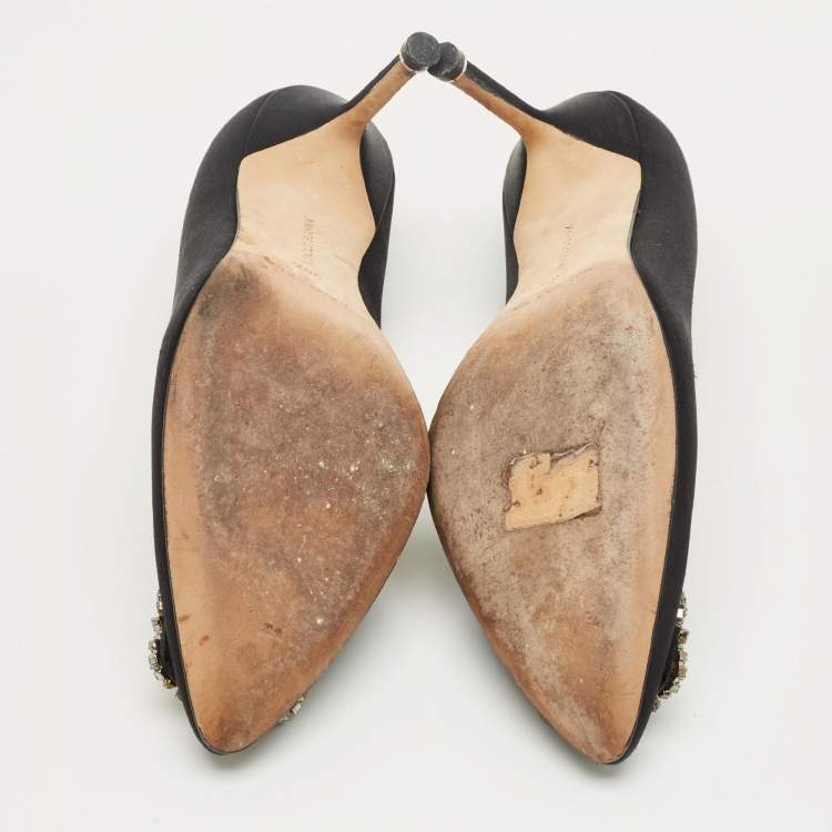 Pre Owned Manolo Blahnik Black Satin Hangisi Crystal Embellished Pumps Size 38.5