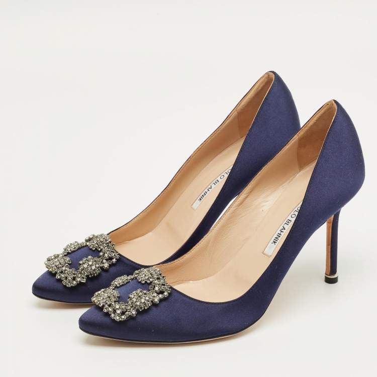Pre Owned Manolo Blahnik Navy Blue Satin Hangisi Crystal Embellished Pumps Size 38.5