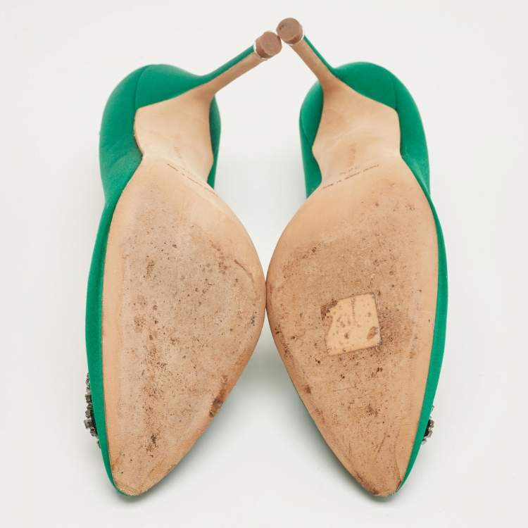 Pre Owned Manolo Blahnik Green Satin Hangisi Pumps Size 38.5