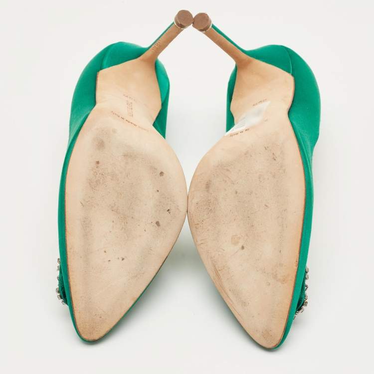 Pre Owned Manolo Blahnik Green Satin Hangisi Pumps Size 38.5