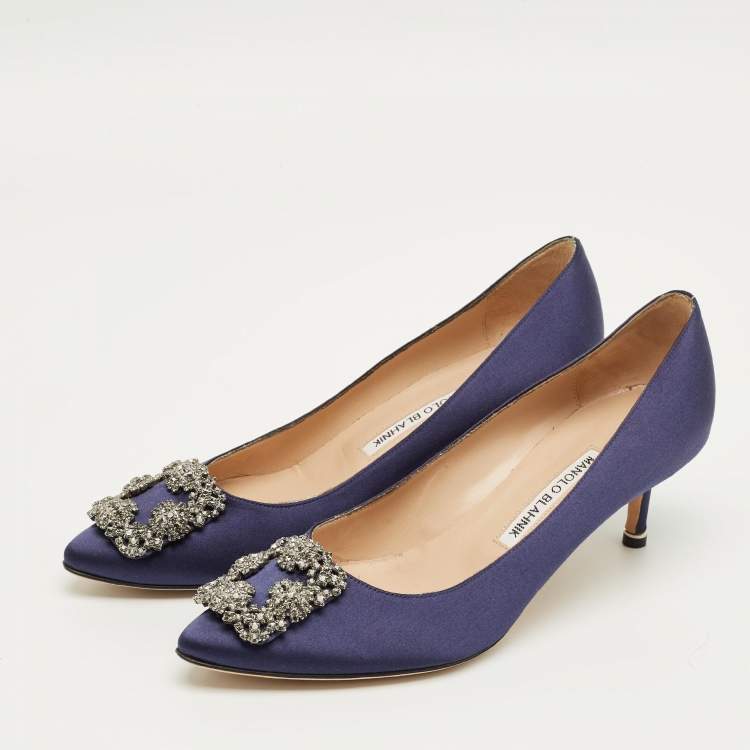 Pre Owned Manolo Blahnik Navy Blue Satin Hangisi Pumps Size 39.5