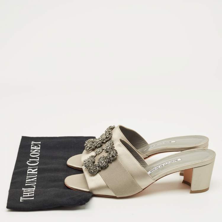 Pre Owned Manolo Blahnik Grey Satin Martamod Slide Sandals Size 40.5