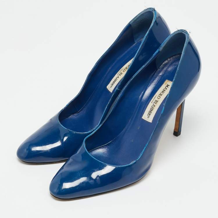 Pre Owned Manolo Blahnik Size 40.5 Blue Patent Leather Almond Toe Pumps