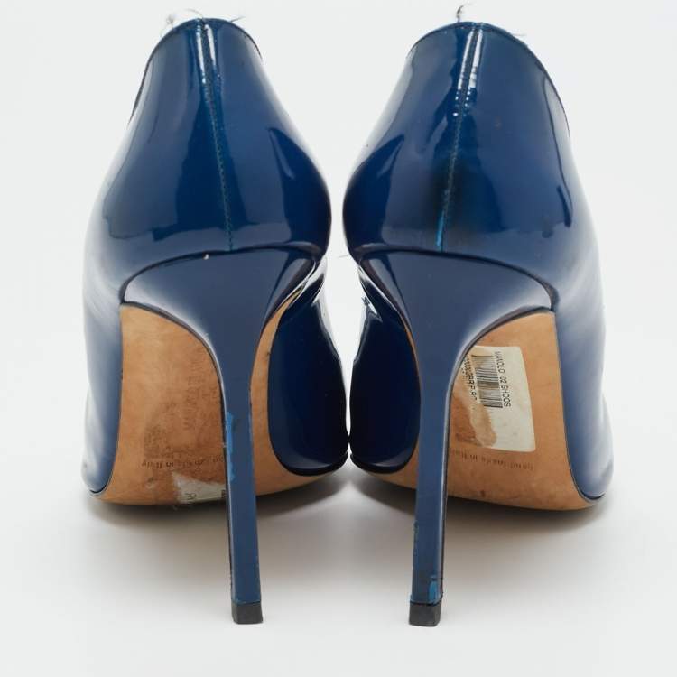 Pre Owned Manolo Blahnik Size 40.5 Blue Patent Leather Almond Toe Pumps