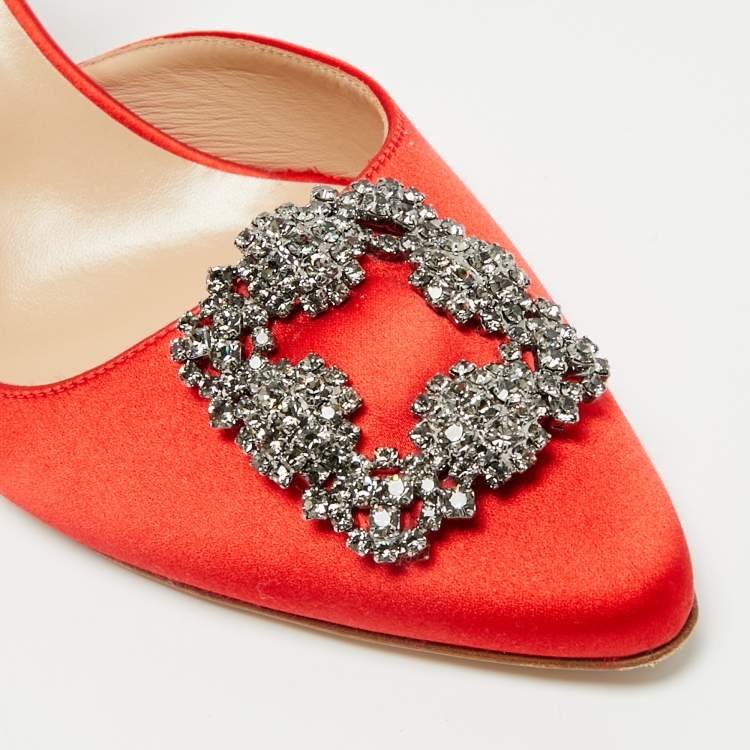 Pre Owned Manolo Blahnik Hangisi Size 42 Red Satin Slingback Pumps