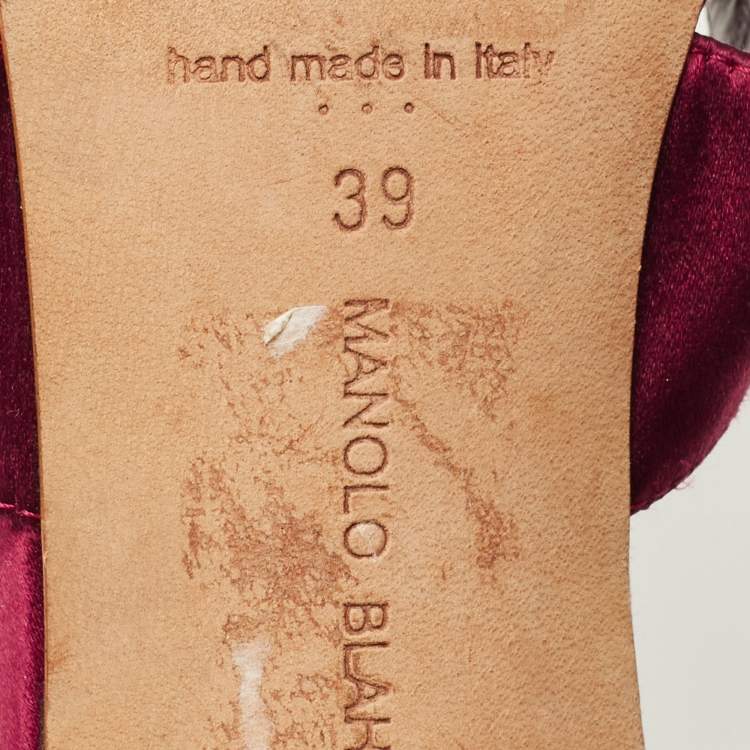 Pre Owned Manolo Blahnik Gable Size 39 Burgundy Satin Slide Sandals