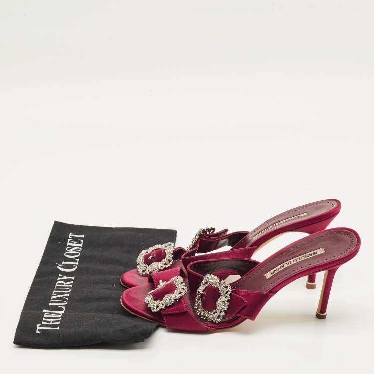 Pre Owned Manolo Blahnik Gable Size 39 Burgundy Satin Slide Sandals