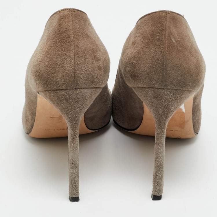 Pre Owned Manolo Blahnik BB Size 40 Grey Suede Pumps